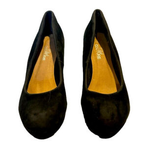 Vintage Club Couture Black Velvet platform Wedge heel shoe 8
